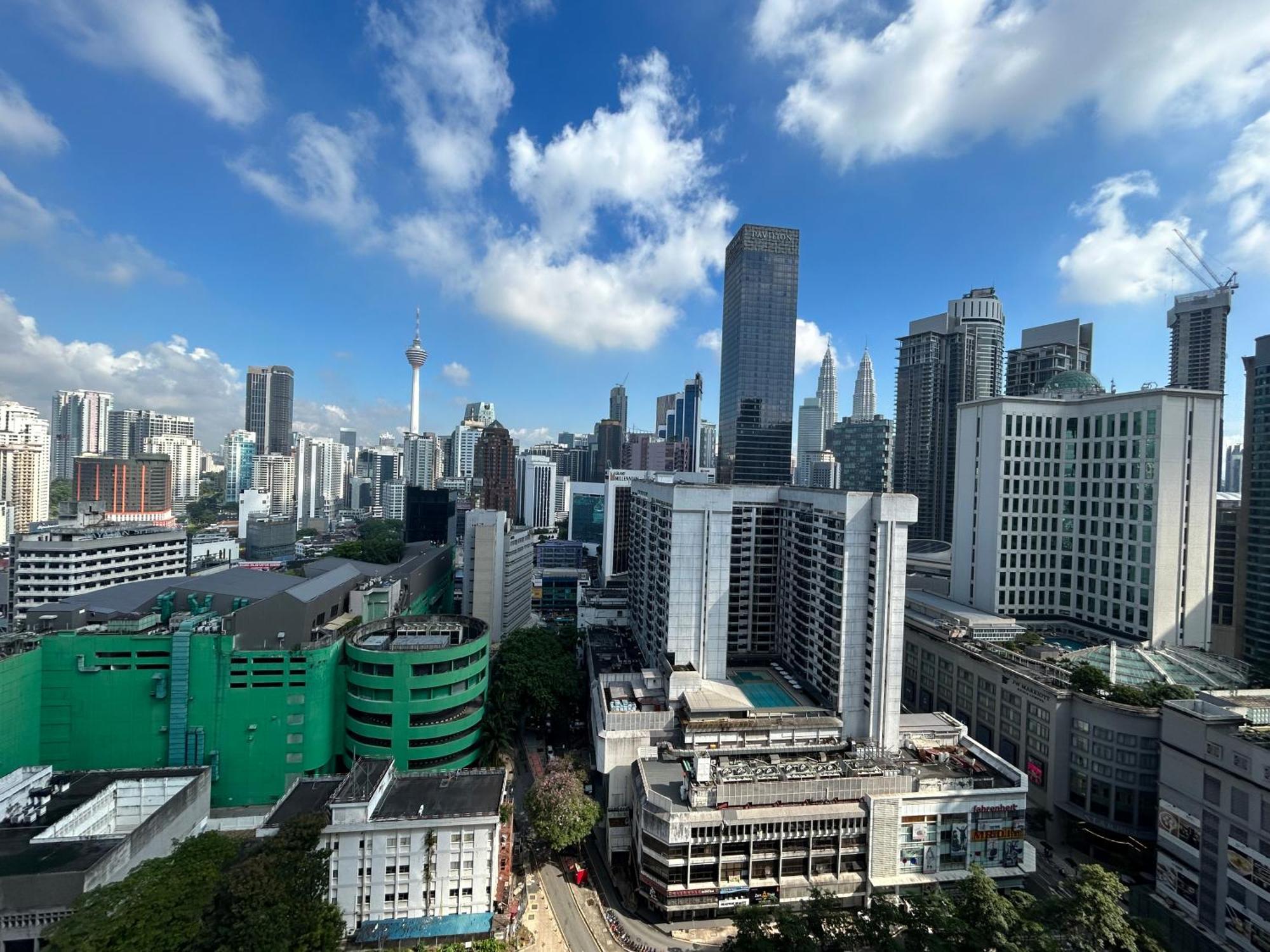 Axon Residence At Pavilion Klcc Kl Tower View By Kimiro Kuala Lumpur Bagian luar foto
